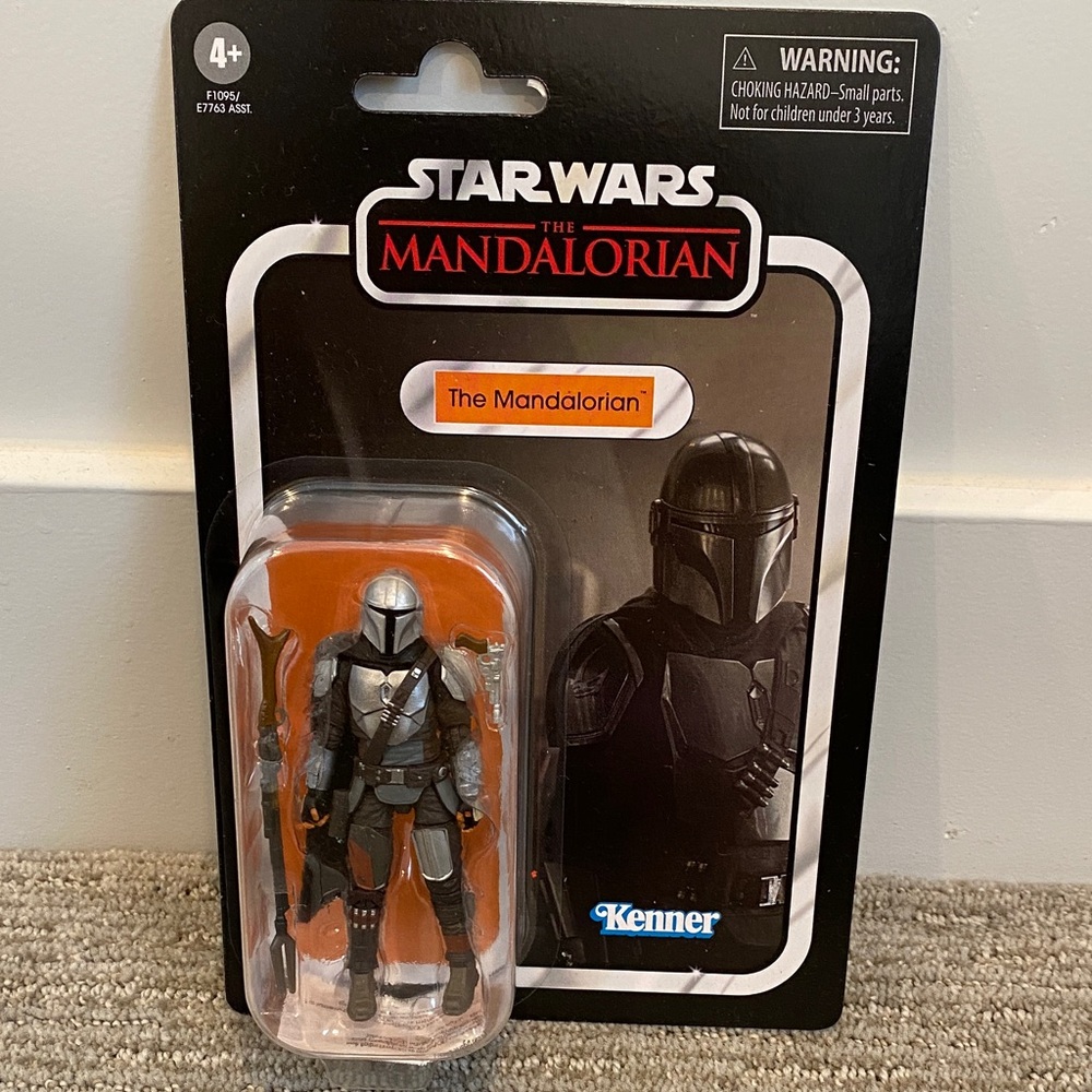 Star Wars The Mandalorian Action Figure Vintage Collection